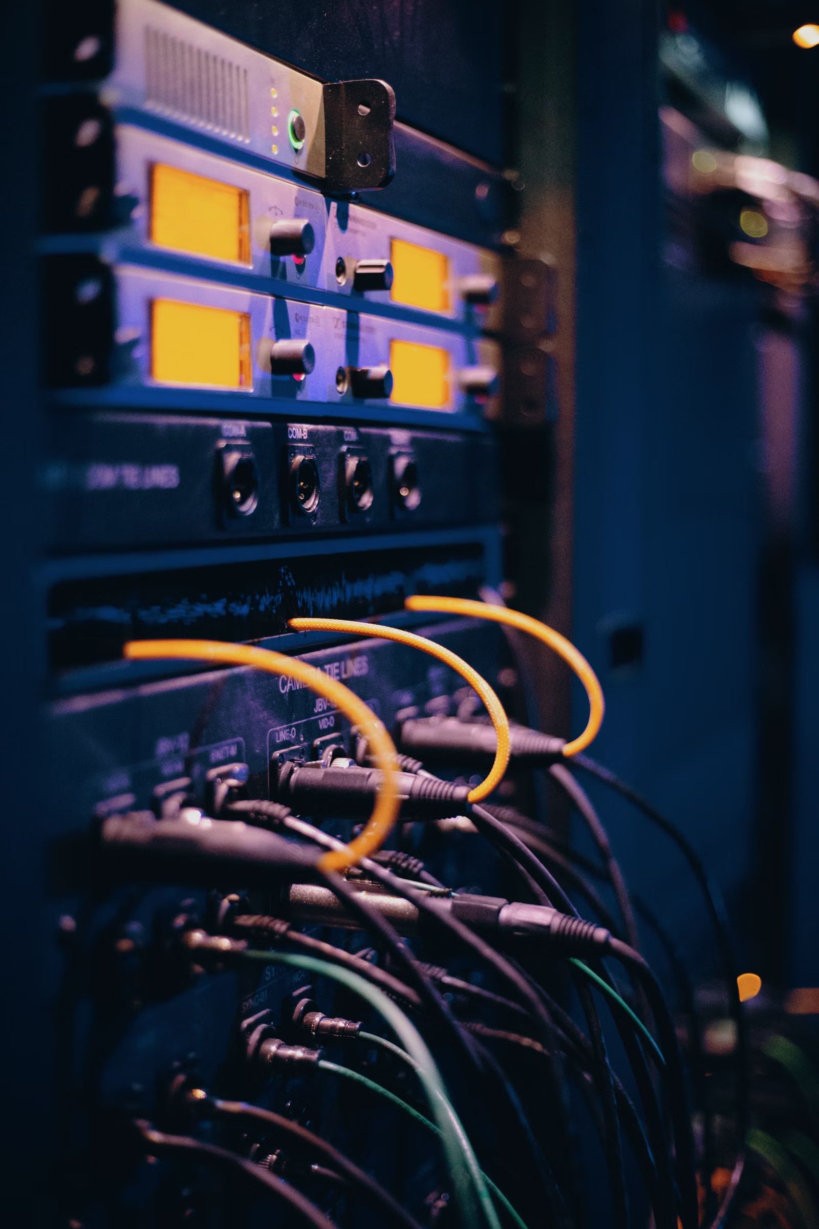 Network cabling and switching equipment in a server rack